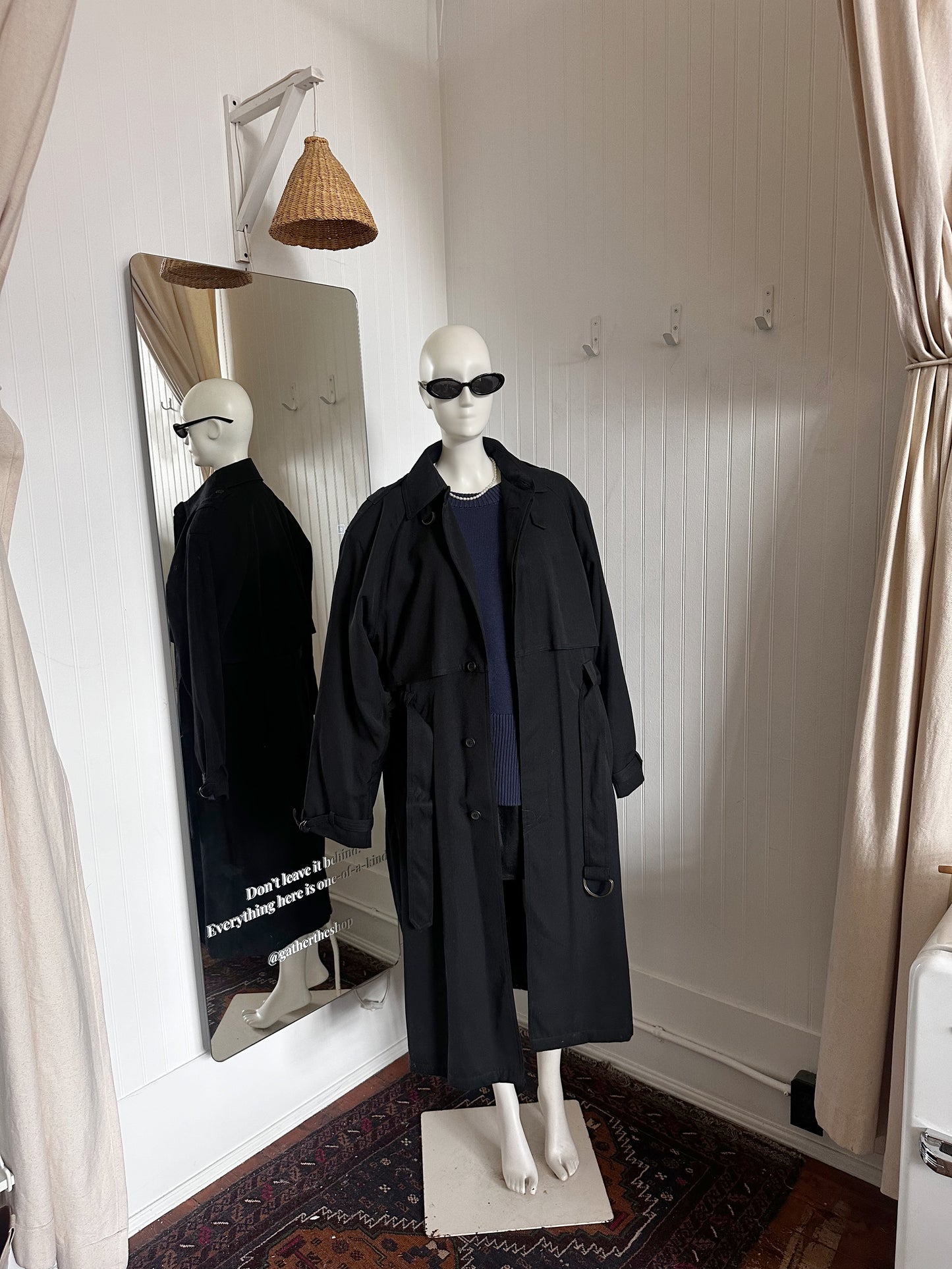 Vintage Black Oversized Trench (s-l)