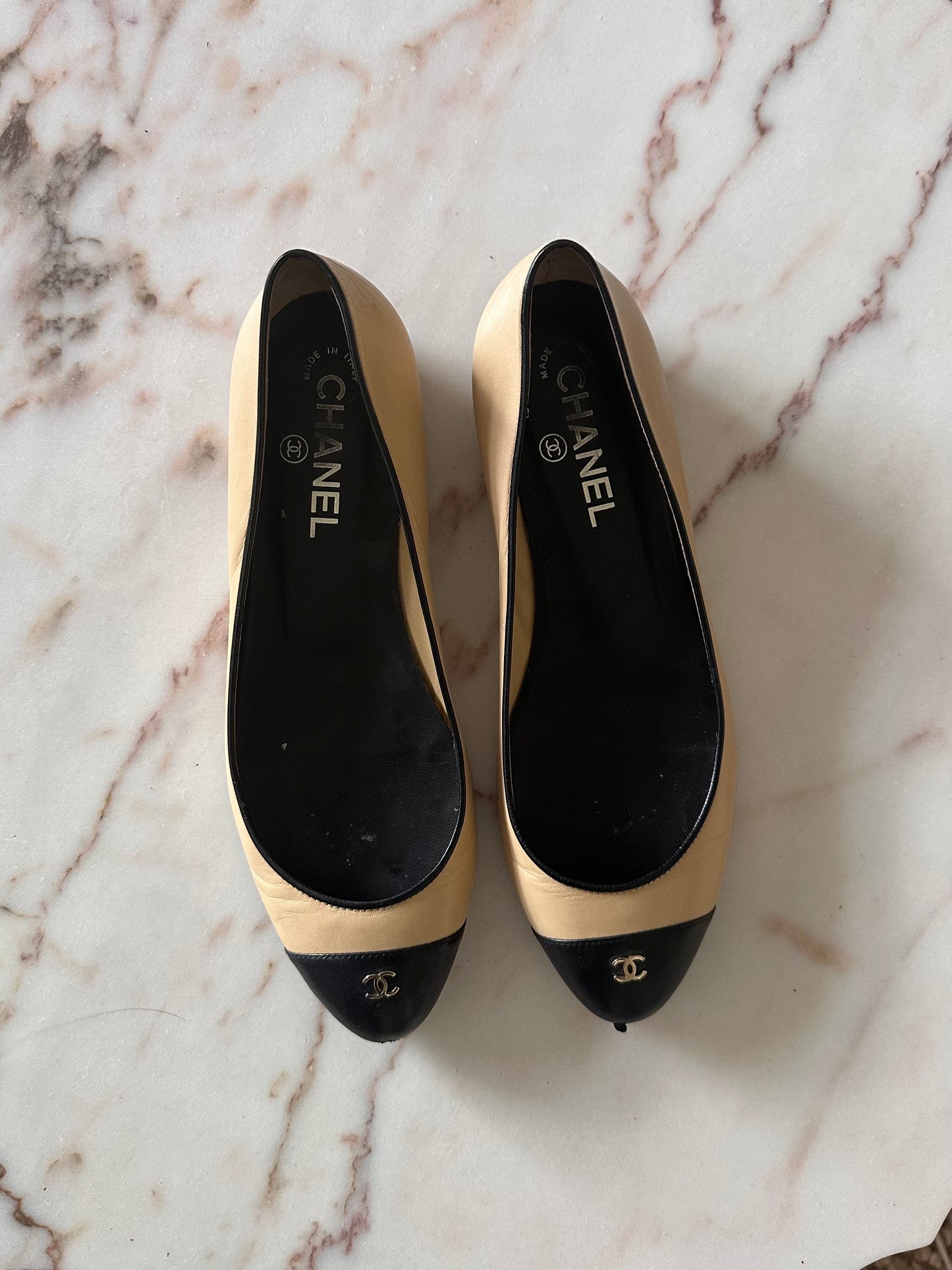 Chanel Ballet Flats (size 37.5)