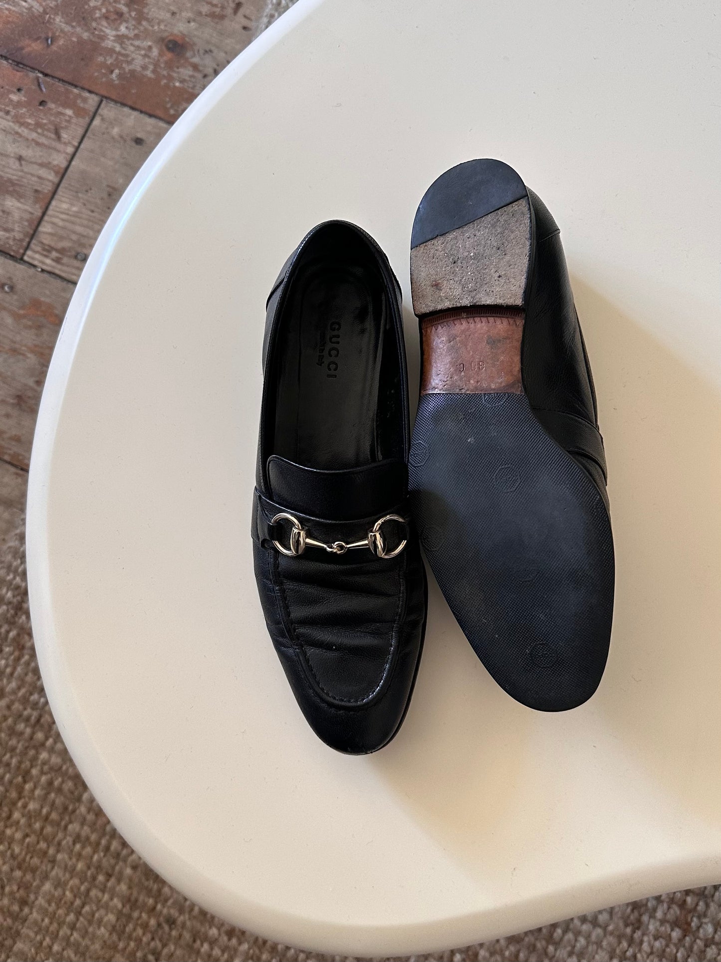 Vintage Gucci Loafers (size 7)