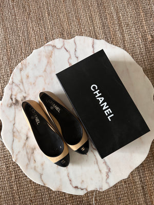 Chanel Ballet Flats (size 37.5)